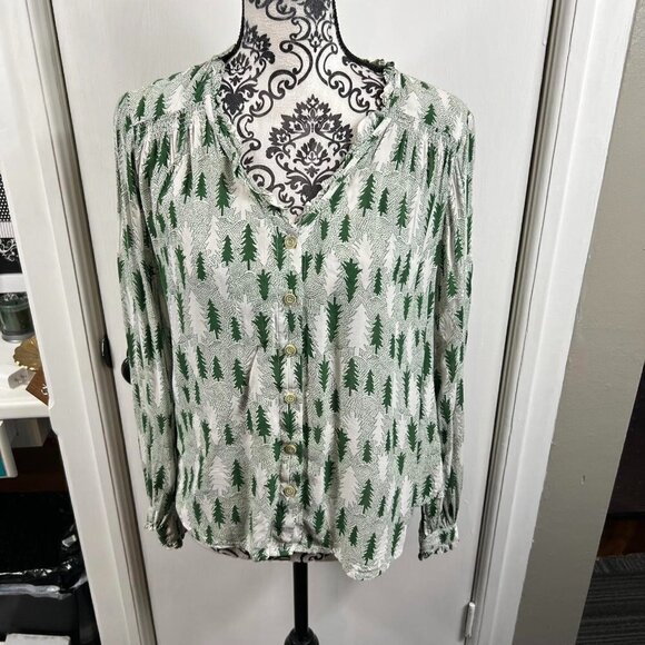 Maeve green pine tree patterned long sleeve button up shirt - Picture 1 of 8